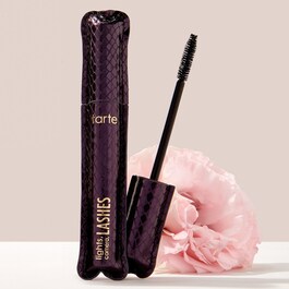 Lights, Camera, Lashes™ 4-I-1 Maskara