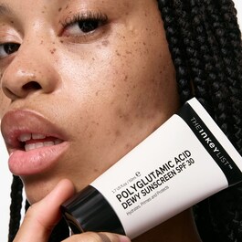 Polyglutamic Acid Dewy Suncscreen SPF30 - SPF30 Face Sunscreen