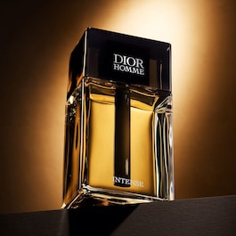 Dior Homme Intense - Eau de Parfum - Träiga noter, bärnsten iris och vanij