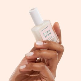Active Bright - Makeup & Care Nagellack
