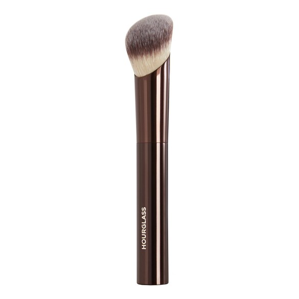 Ambient Soft Glow - Foundation Brush, HOURGLASS