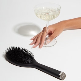 The Dresser - Oval Dressing brush