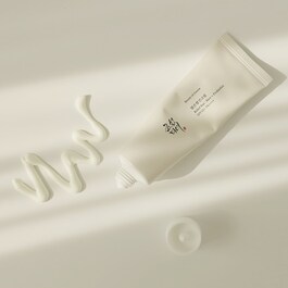 Relief Sun: Rice + Probiotics SPF50+ - Solkräm med ris och probiotika