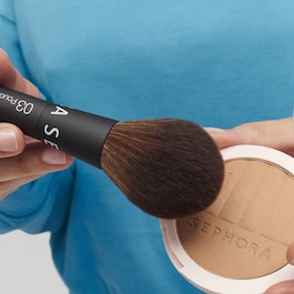 03 Powder brush - Intuitiv applicering med perfekt finish