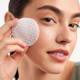 Facial Radiance Pads - with Glycolic + Lactic Acids