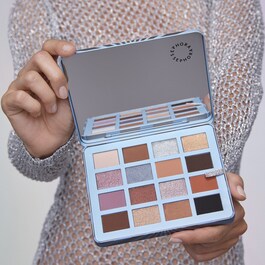 Framtiden är din - 16 Eyeshadow Palette