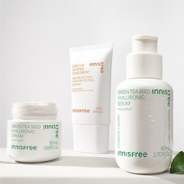 Daily UV Defense Sunscreen SPF 30 - UVA and UVB Protection