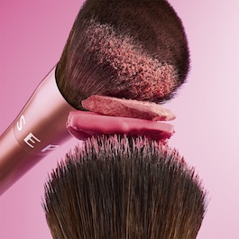 Cheek Brush Duo - Intuitiv applicering med perfekt finish