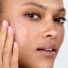Rose Face Cream - Återfuktande ansiktskräm med ros och hyaluronsyra