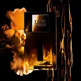 Dior Homme Parfum - Ambra, träiga och blommiga noter