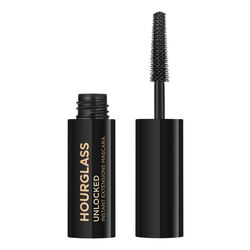 Unlocked™ Instant Extensions – Mini Mascara