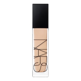 Natural Radiant - Longwear Foundation