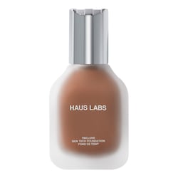Triclone Skin Tech Foundation - Medium täckning med fermenterad arnica