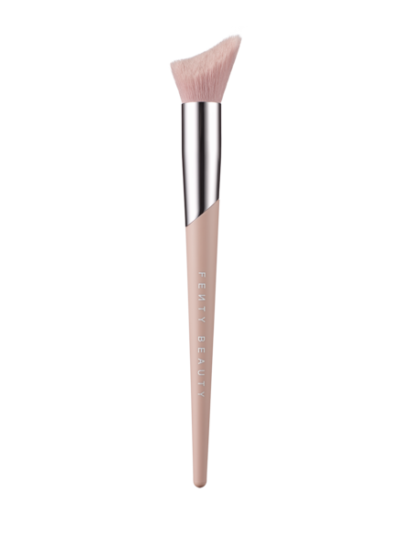 Cheek-Hugging Highlight - Brush 120, FENTY BEAUTY