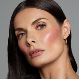 Color Fuse Longwear Glassy Lip + Cheek Balm Blush Stick - Krämrouge