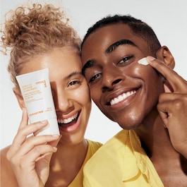 Daily UV Defense Sunscreen SPF 30 - UVA and UVB Protection