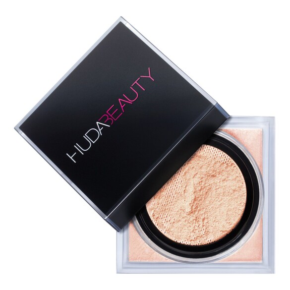 Easy Bake - Parmfymfritt fixeringspuder, HUDA BEAUTY