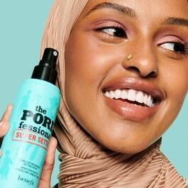 The POREfessional Super Setter settingspray