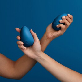 The Ballerina - Cushiony Vulva Vibrator